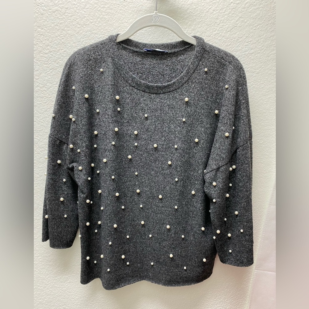 Zara sweater with pearls